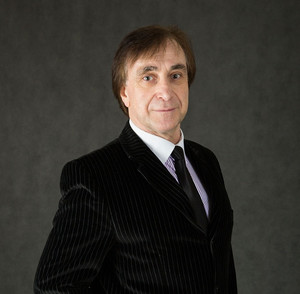 Kunchulia Otar (Bass)<BR> 