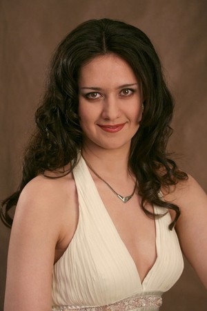 Kulaeva Agunda (Mezzo soprano)<BR> 